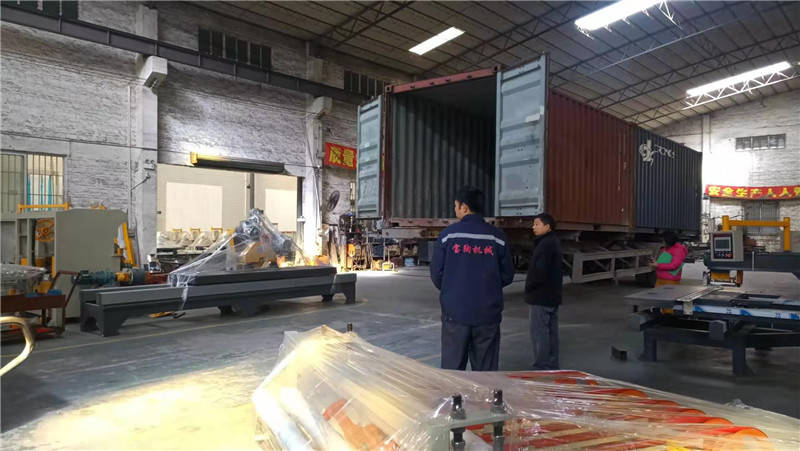  The first container in 2021 ：Stone and tiles cutting machine to Middle East(图2)