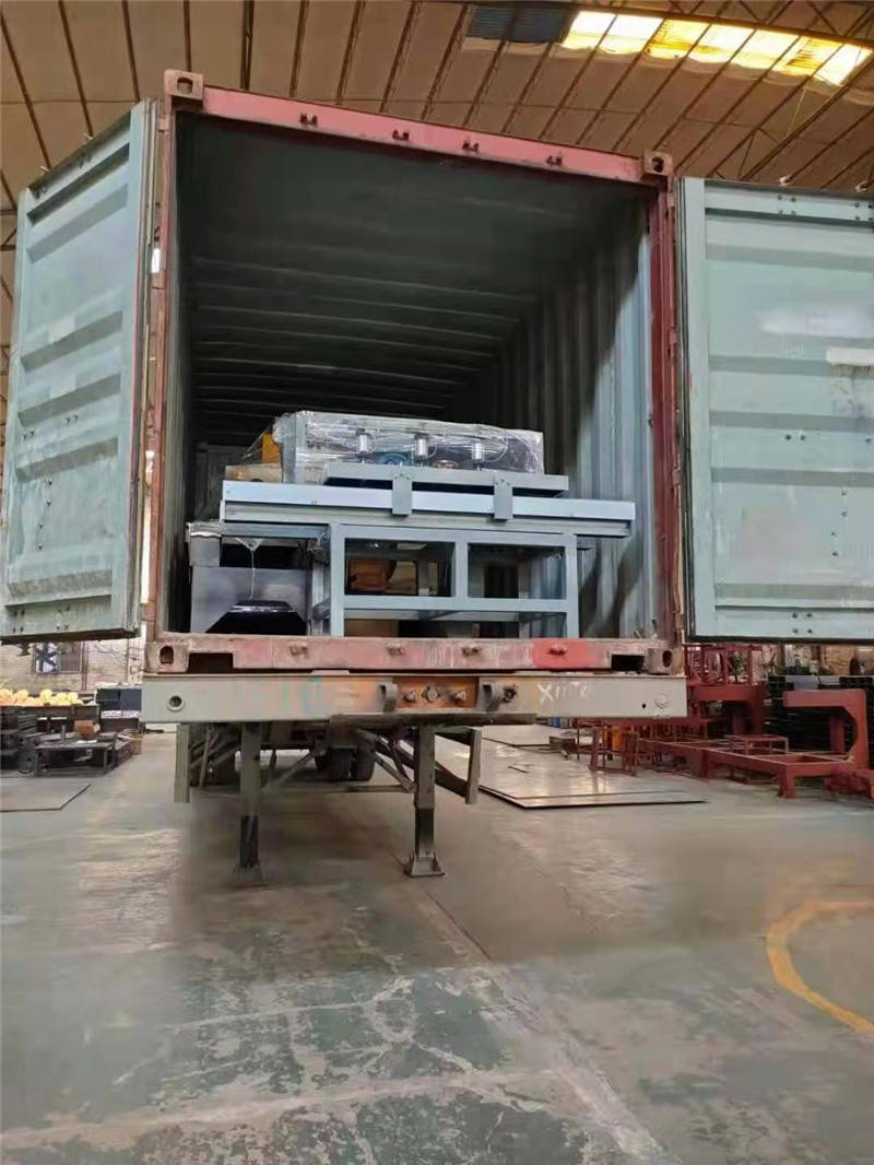  The first container in 2021 ：Stone and tiles cutting machine to Middle East(图5)