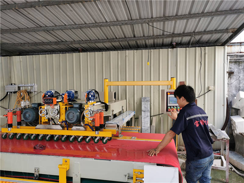 Speed and efficiency are high wtih porcelain tile CNC three-blade cutting machine feature(图1)
