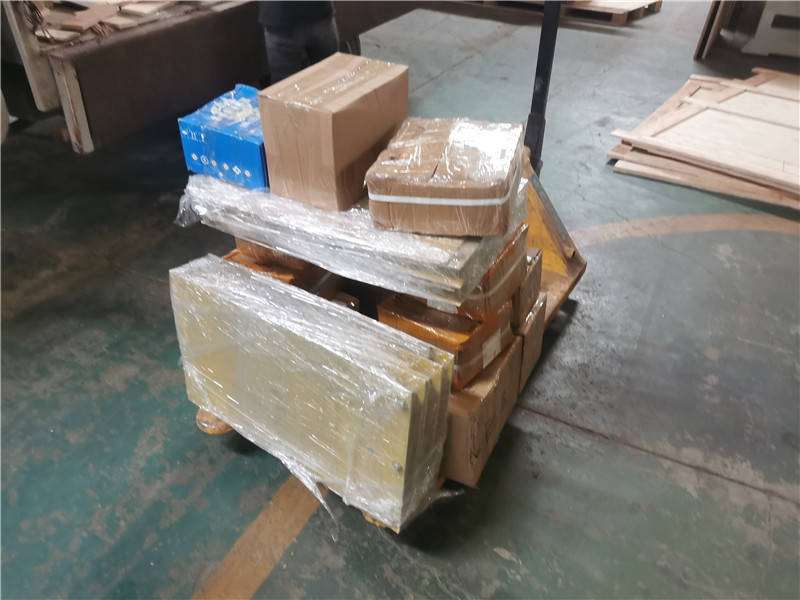 Shipment! Ceramic tile cutter had been Binding wooden box!(图1)