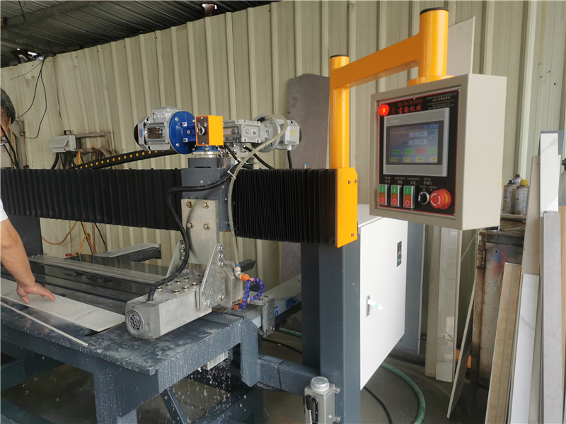 Stone bridge cutting machine