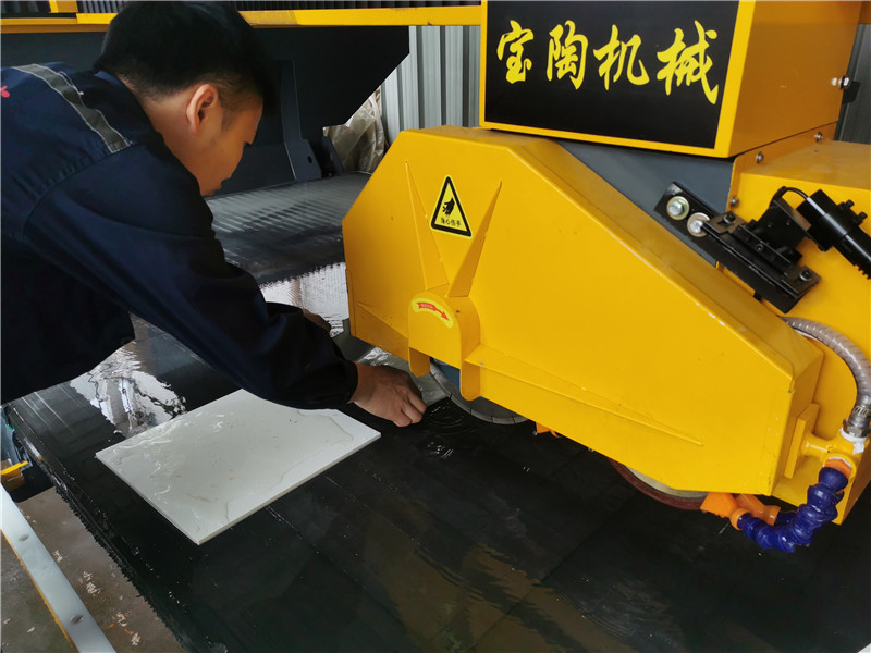 Automatic Infrared Bridge Saw Cutting Machine For Sintered stone